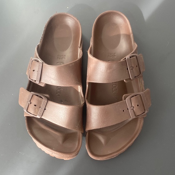 Birkenstock Shoes - Birkenstock Brown Double-Buckle Slide Waterproof Sandals Sz 38 Vacation Beach